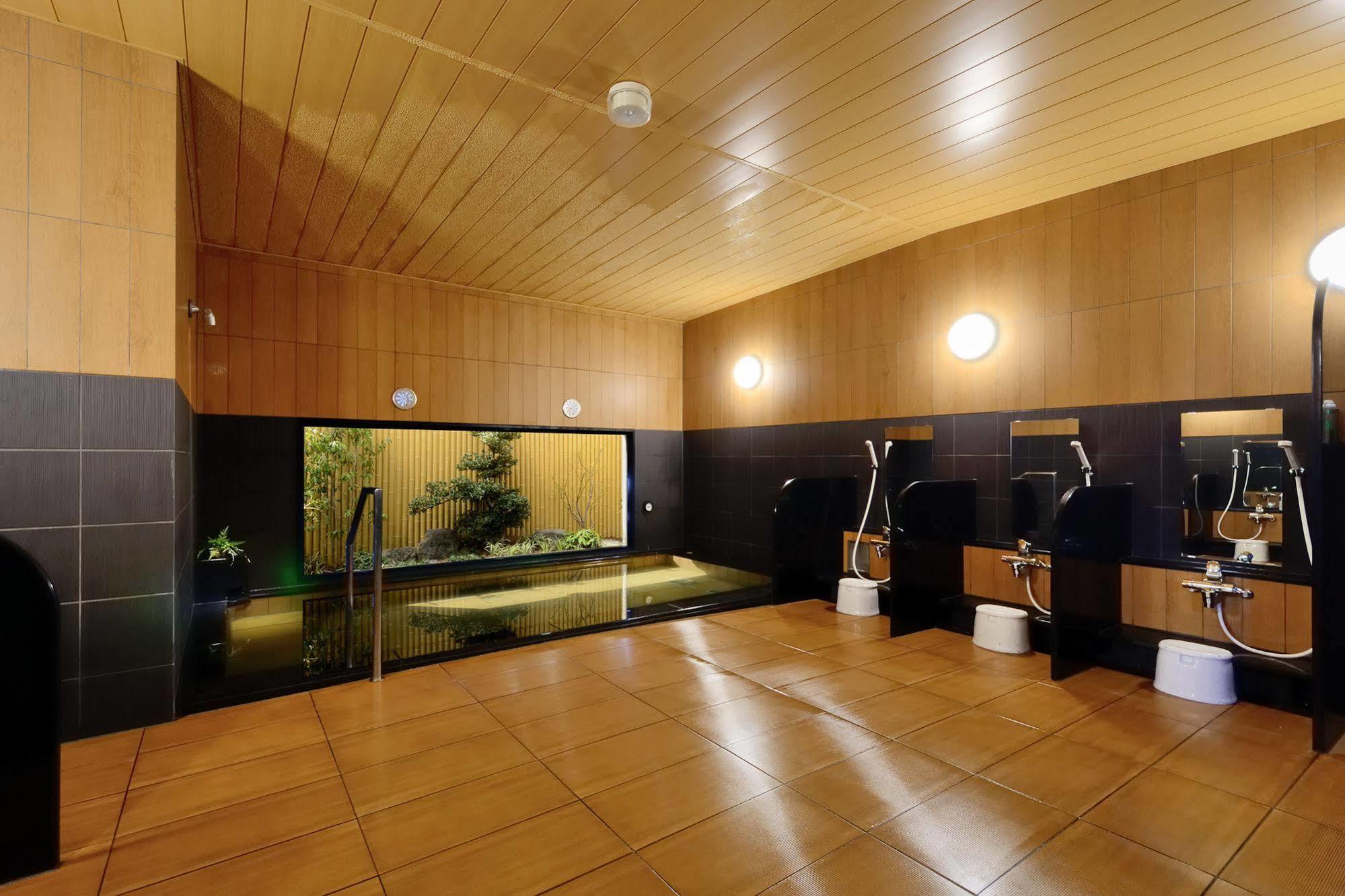 Hotel Route-Inn Hita Ekimae Экстерьер фото